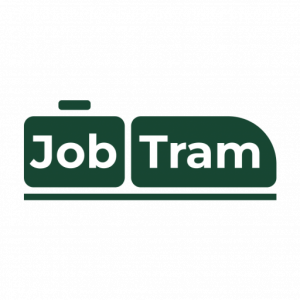 Logo der JobTram. Es stellt einen Arbeitskoffer mit dem Wort Job und ein Straßenbahnabteil mit dem Wort Tram dar. Zusammen ergibt sich eine Straßenbahn, die auf Gleisen fährt.